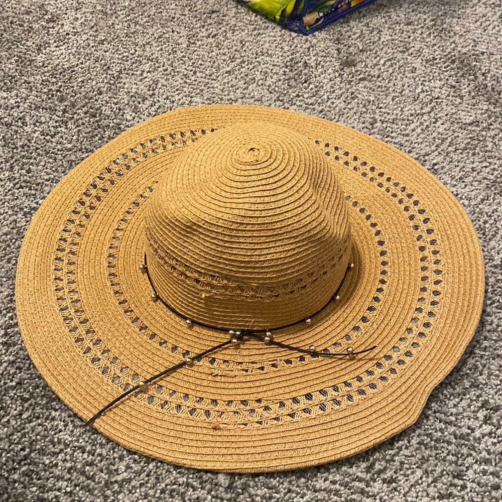 Sun hat
